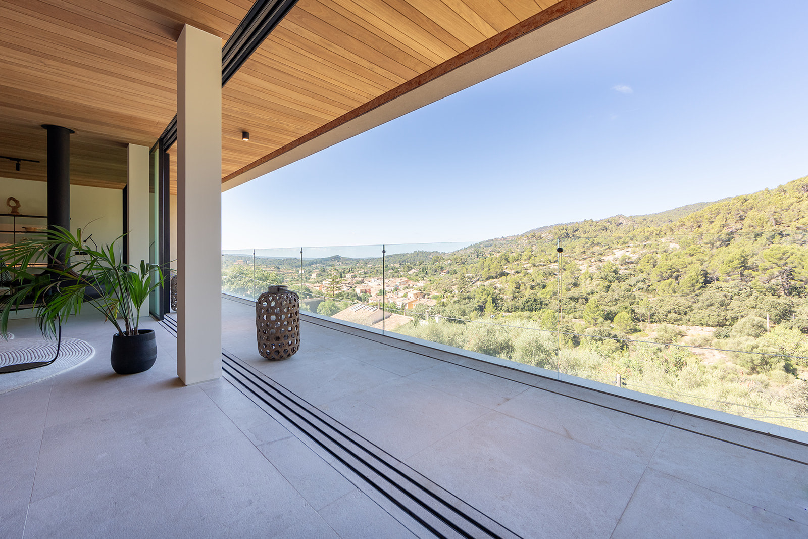 Alaro house
